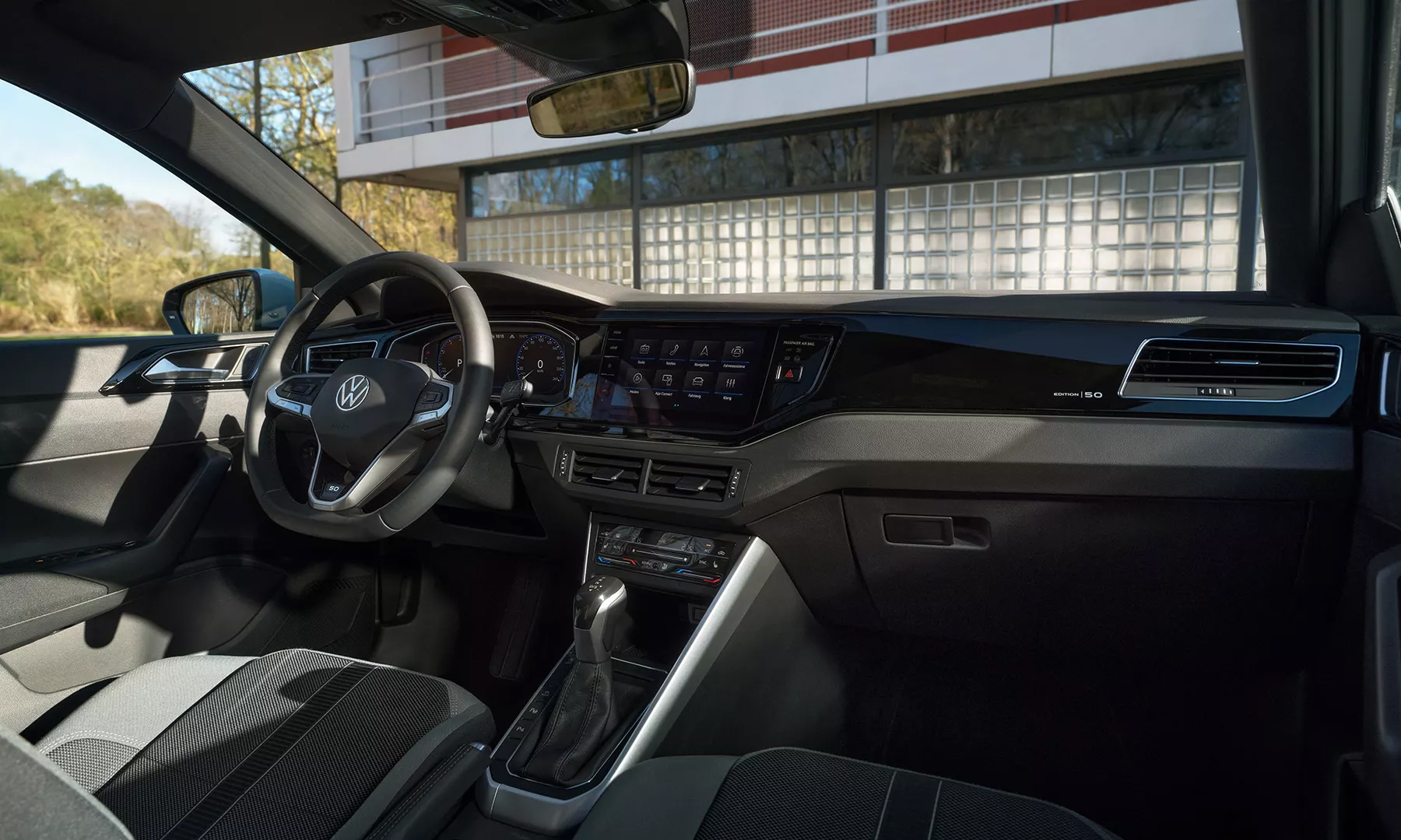 PO5045_Polo-interior-co-driver-view