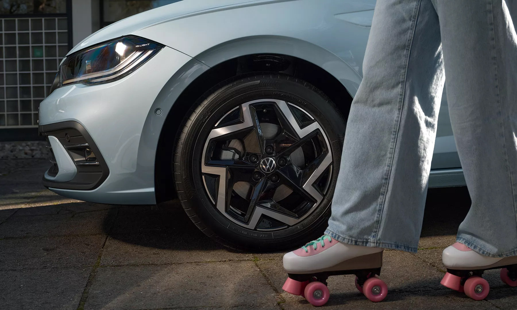 PO5050_polo-side-view-of-rims